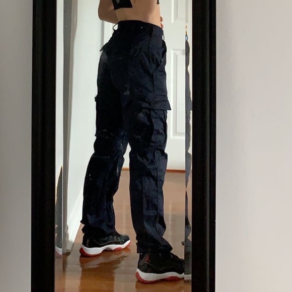 Brandy Melville Piper Worker Pants - Picture 2 of 4